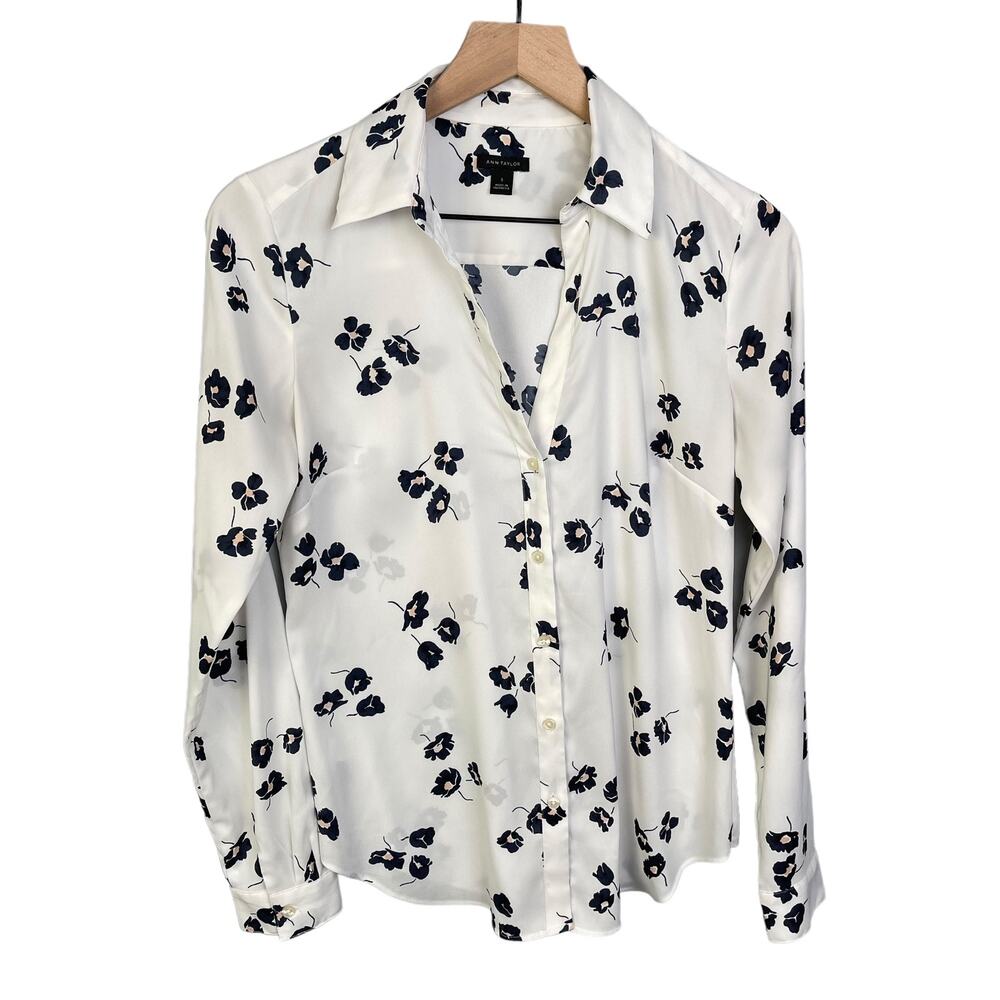 Ann Taylor Womens Small Lightweight Floral Top Buesiness Causal Blouse